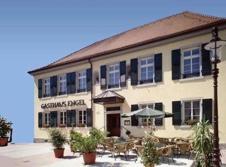 Gasthaus Zum Engel Hotel ราชตัทท์ ภายนอก รูปภาพ